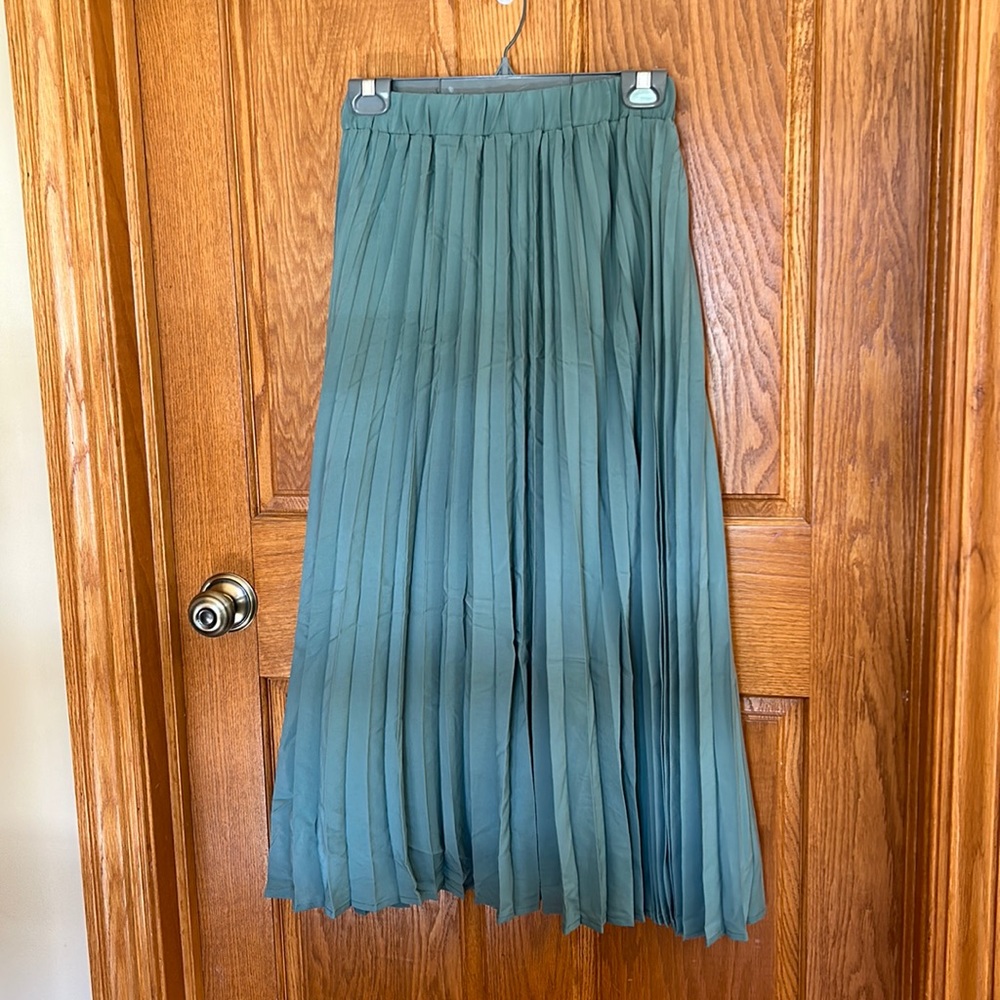 Pleated Sage maxi skirt